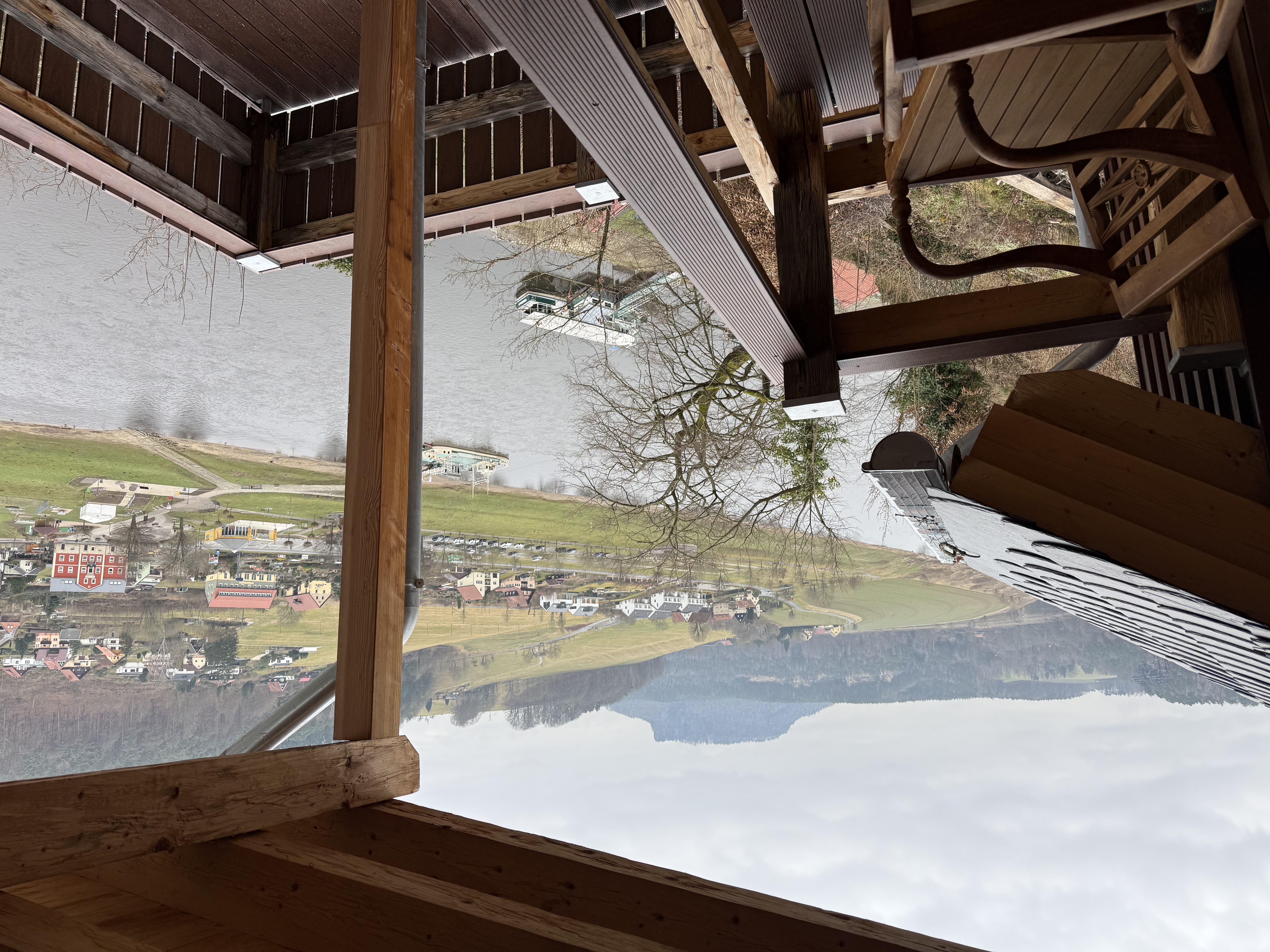 Terrasse vom Schweizerhaus Richtung Süden