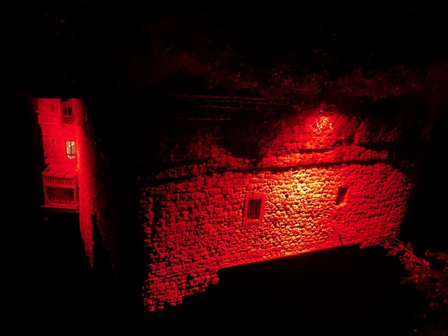 Nachts-Die Augen von Rathen